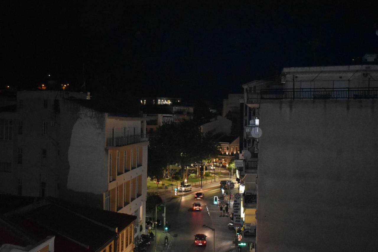 Main Square Flat - Luxury Apartments Xanthi Lax Ngoại thất bức ảnh